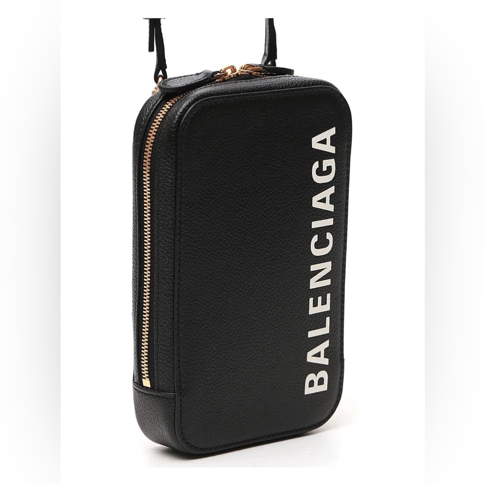 Authentic Balenciaga body bag - Picture 15 of 15